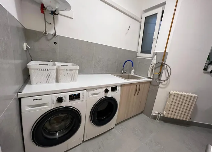 Cozy One Bedroom Appartement *